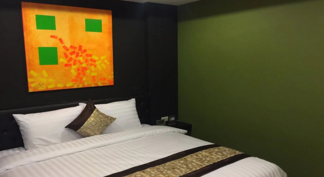 Rock Hotel, Забронировать Отель Отели Бангкока 3 звезды, рядом с Государственная больница Полис Дженерал, 3*