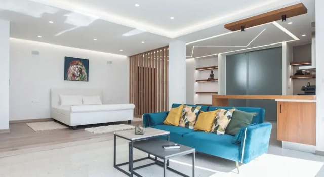 Stylish Modern Suite at Piraeus Port, Забронировать Апартаменты/квартира Апартаменты Пирея, рядом с Veakeio Theatre, Апартаменты/квартира
