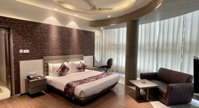 Люкс Royal Hotel Narula's Aurrum