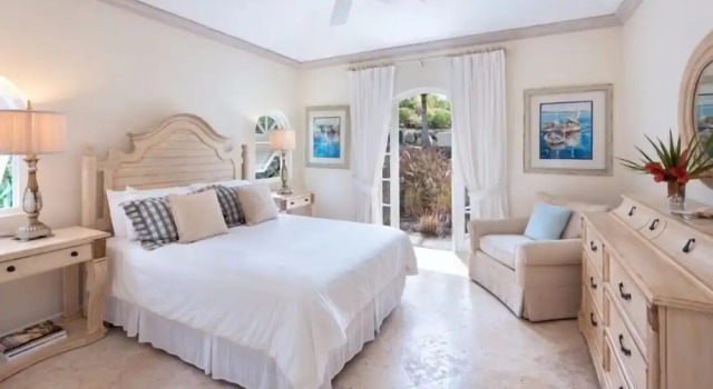 Royal Villa 19