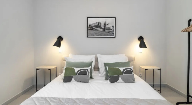 Номер Standard WHome Prime Portal to Porto Your Gateway to Urban Wonders