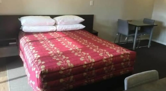 Двухместный люкс Aspree Motor Inn