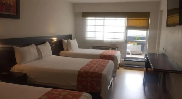 Трёхместный номер Standard Hotel Britania Miraflores
