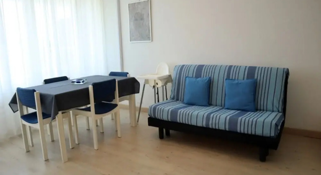 Modern Two-bedroom Apartment With Seaview Balcony