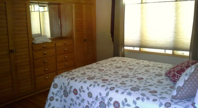 Двухместный люкс Loya's Little House Bed & Breakfast