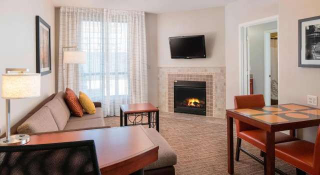 Двухместный люкс c 1 комнатой Residence Inn by Marriott Birmingham Downtown UAB