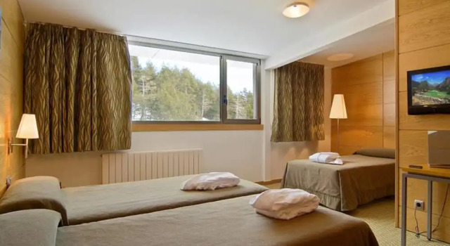 Четырёхместный номер Standard Hotel & Spa La Collada