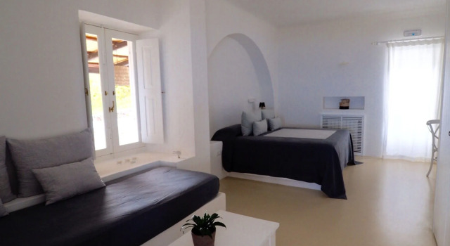 Capofaro Resort, Book Resort Hotels in Sicily with Parking, Parking