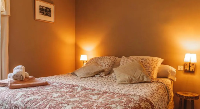 La Petite Auberge de Virginie, Réserver Auberge de jeunesse Bédouès Lozère