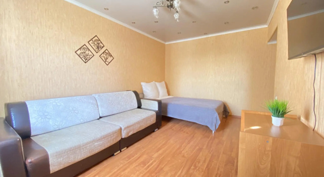Live comfortably on Pobedy Avenue, Book Apartment Industrial area 