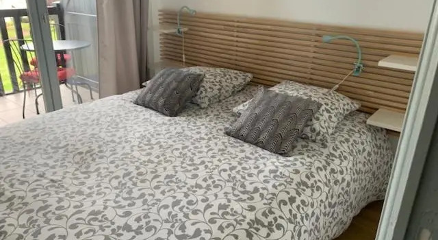 L'Appartement vue mer de la Villa des Rosiers - Trouville sur Mer, Забронировать Вилла Трувиль-сюр-Мер 