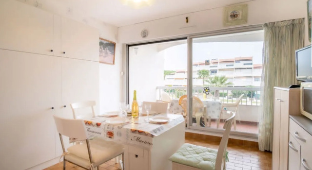 Le Cormoran 27184, Book Hotel Le Grau-du-Roi Camargue