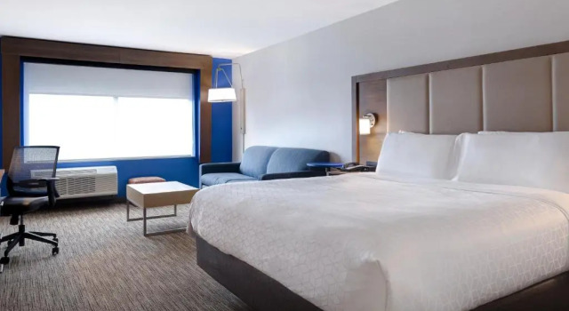 Люкс Holiday Inn Express & Suites - Ann Arbor - University South by IHG