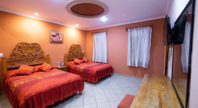 Номер Economy hotel el angel taxco