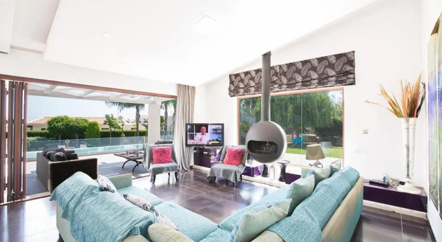 Villa Protaras Sunshine Stylish 4BDR Villa with Pool Close to Fig Tree Bay Beach
