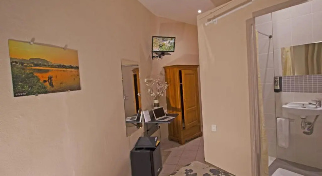 Двухместный номер Economy Le Strasbourg Hotel