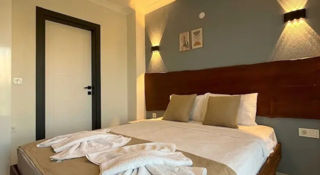 Двухместный номер Standard с балконом Kent Otel Ayvalık