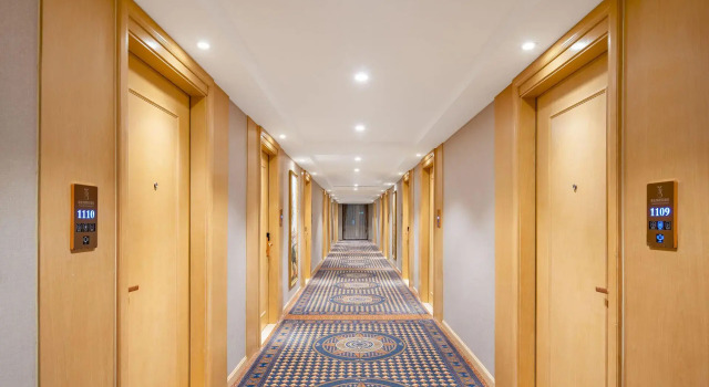 Vienna International Hotel (Shenzhen Pinghu Metro Station), Buchen Sie Hotel Tiantangwei Bao'an