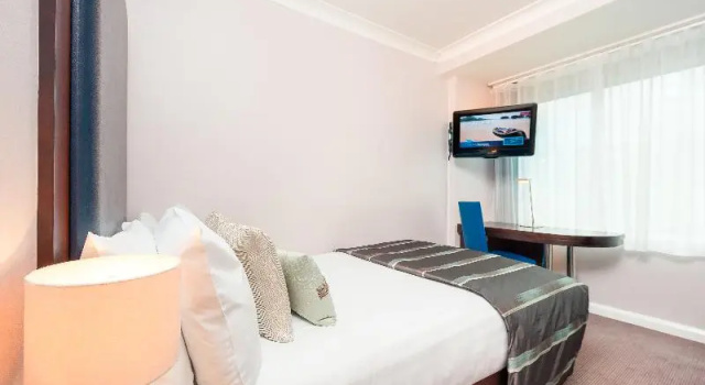 Одноместный номер Standard Mercure Hotel London Kensington