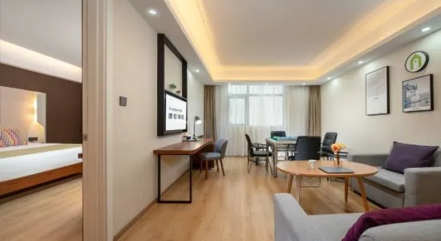 Люкс Privilege Campanile Hotel (Dongguan Dongcheng Wanda Plaza)