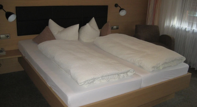 Двухместный номер Standard с балконом Hotel Zur Linde