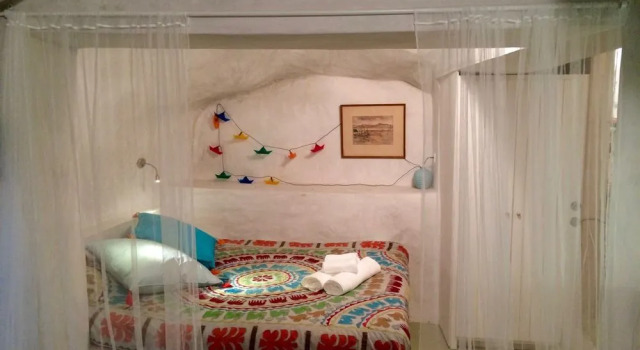 Traditional Farmers Secret Caves, Забронировать Отель Отели Эмпорио-Санторини с парковкой, Парковка