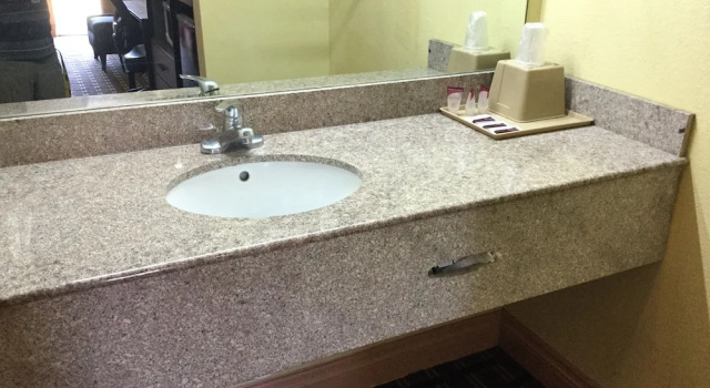 Четырёхместный номер Deluxe Luxury Inn and Suites Seaworld