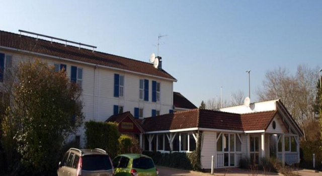 Kyriad direct Trappes, Book Hotel  