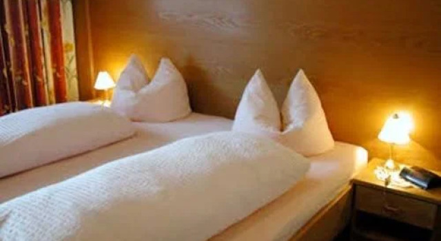 Haus Neururer, Rezervovat Hotel Hotely v Tyrolsko se snídaní, Snídaně