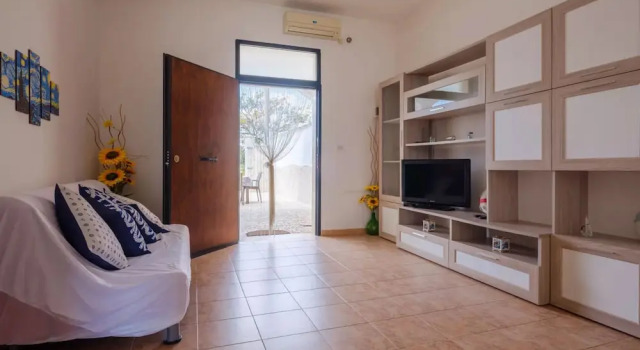 Вилла с 2 комнатами Villa Diamante Torre Lapillo With Air Conditioning, Parking And Wi-Fi