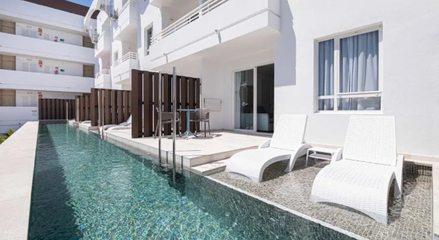 Апартаменты Cabot Hobby Club Apartments