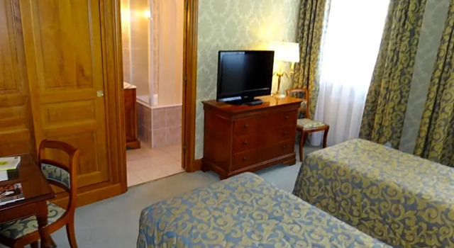 Номер Standard Logis Hôtel Belle Epoque