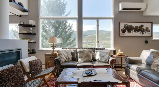 Апартаменты с 2 комнатами с балконом Tranquil Avon Vacation Unit w/ Luscious Views