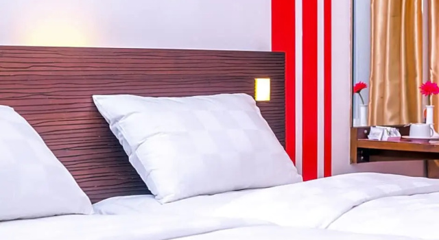 Deluxe Twin room Redstar Hotel