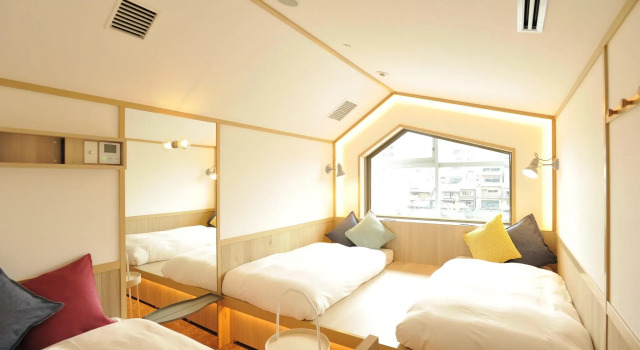 Кровать в общем номере (женский номер) CAFETEL KYOTO SANJO for Ladies