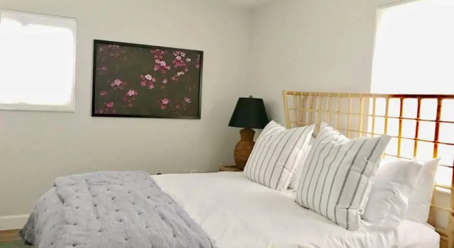 Апартаменты Quiet Convenient and Modern Haven
