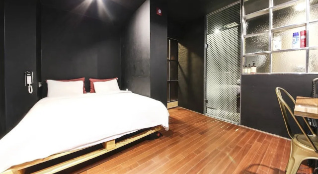 Двухместный номер Standard Elephant Shower Hotel