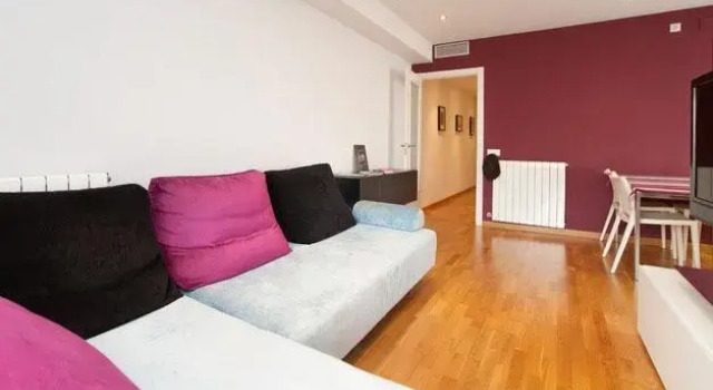 Freemove Sardenya, Забронировать Отель Барселона провинция Барселона, рядом с Santa Caterina Market