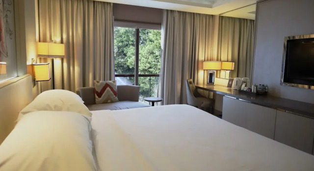 Camera doppia Deluxe con balcone Sheraton Bandung Hotel & Towers