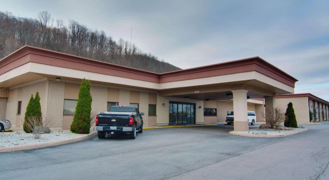 Quality Hotel and Conference Center, Boek Hotel Bluefield 