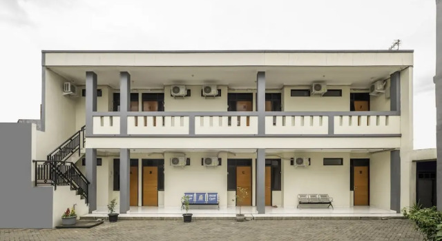 OYO 2418 Sutanto Guest House