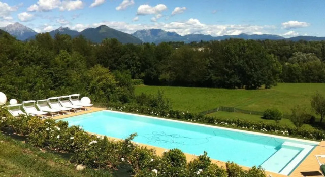 Casale Raffaello B&B Como, Book Bed and Breakfast Albese con Cassano 