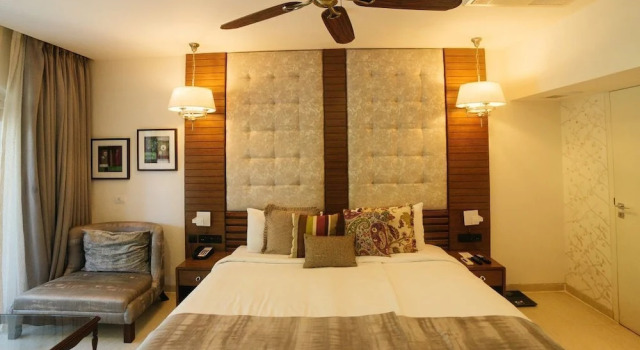 Номер Standard с балконом и с видом на реку Acron Waterfront Resort