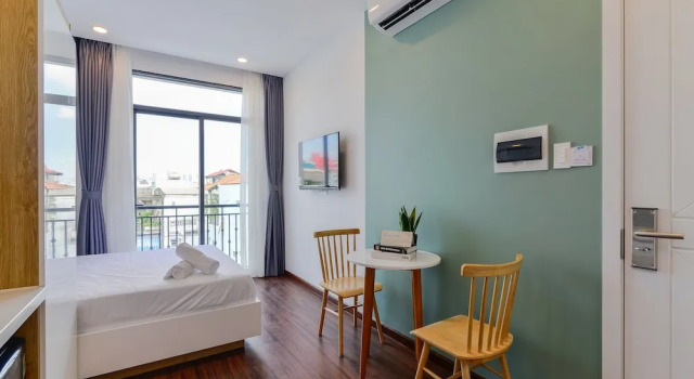 Двухместная студия с балконом Cozrum Homes The Gallery Residence