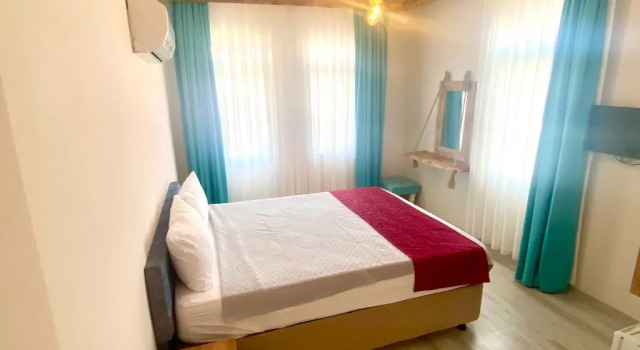 Dinc Otel