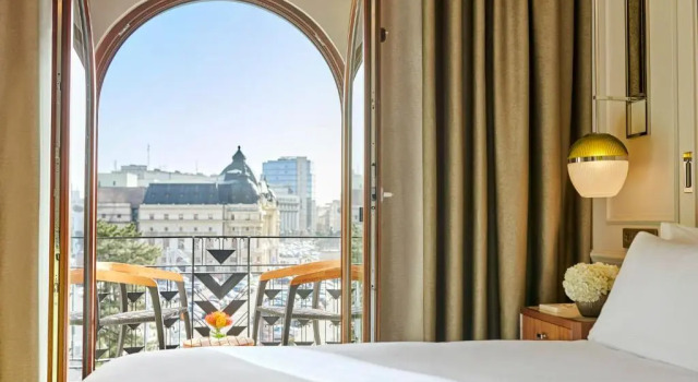 Двухместный номер Classic с балконом InterContinental Athenee Palace Bucharest by IHG