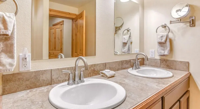 Коттедж Luxury Condo in Leavenworth - Walk to Everything