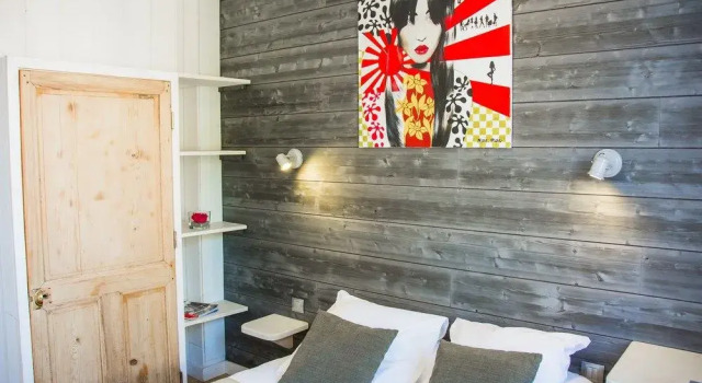 Hotel Le Clocher, Забронировать Отель Арс-эн-Рэ Иль-де-Ре, рядом с Музей Филиппа Дешампа