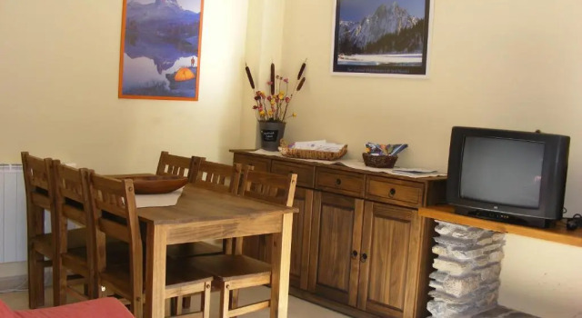 3 makuuhuonetta Huoneisto Apartaments l'Arrel