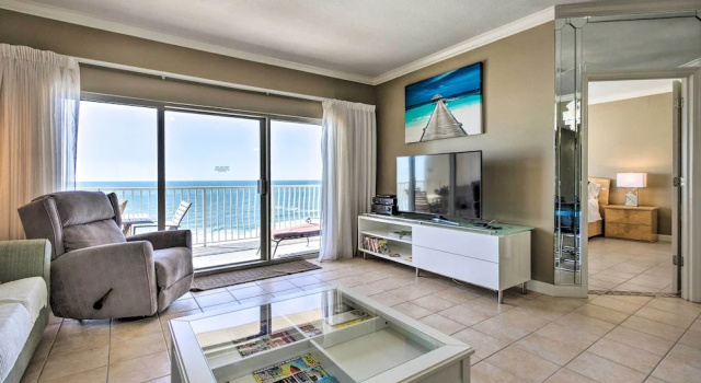 Апартаменты с 2 комнатами Gulf Views & Pool Access: Coral Reef Resort Condo